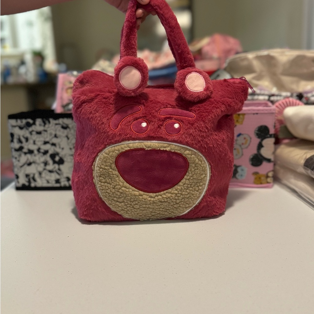 Lotso handbag